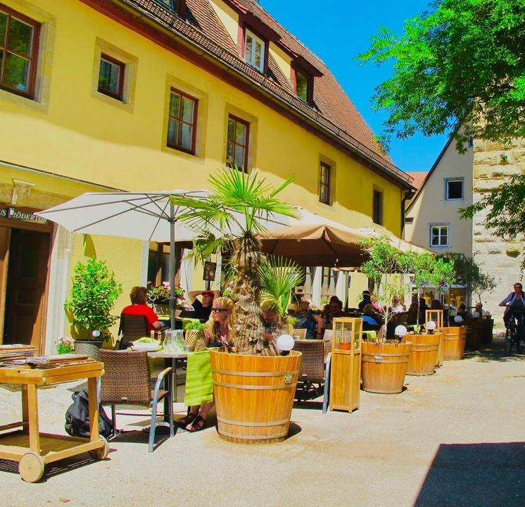 Hallenbad Restaurant - Pizzeria